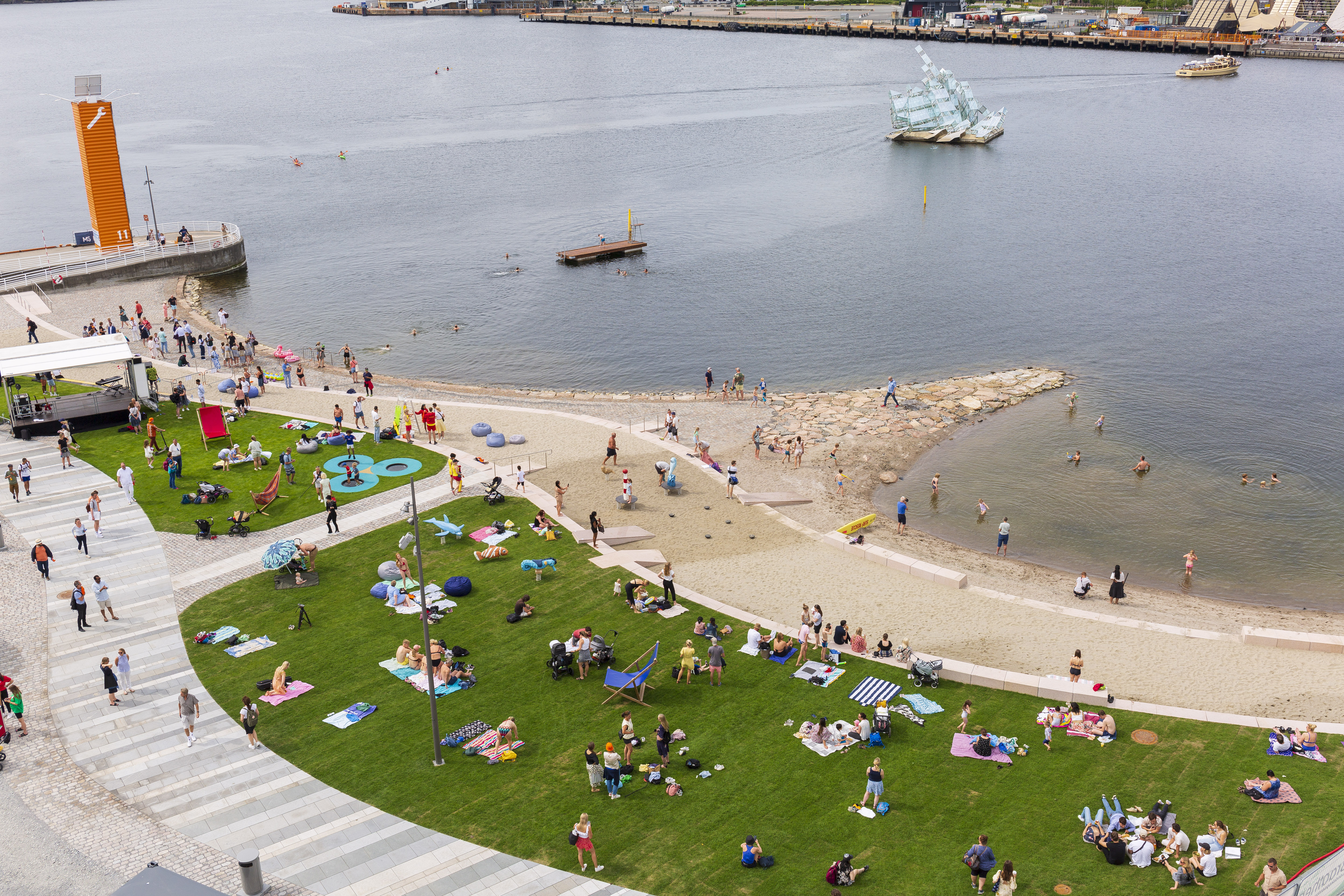 Operastranda VO07751 Foto Didrick Stenersen